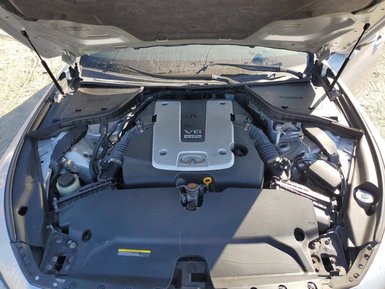 2015 INFINITI Q50 BASE photo 11