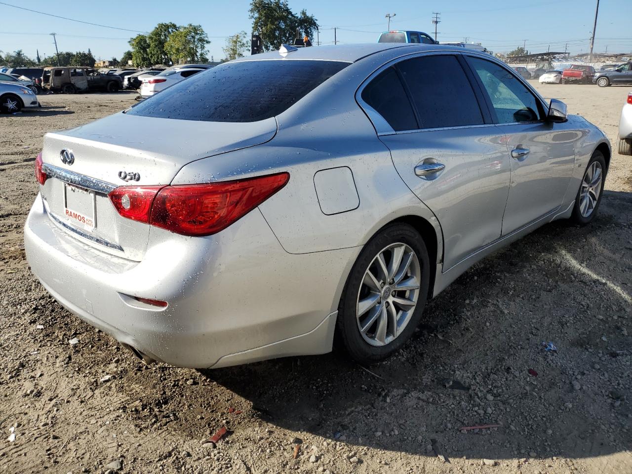 2015 INFINITI Q50 BASE photo 3