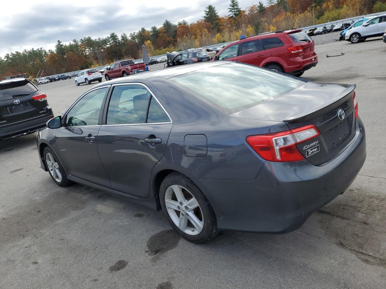 2012 TOYOTA CAMRY BASE photo 4