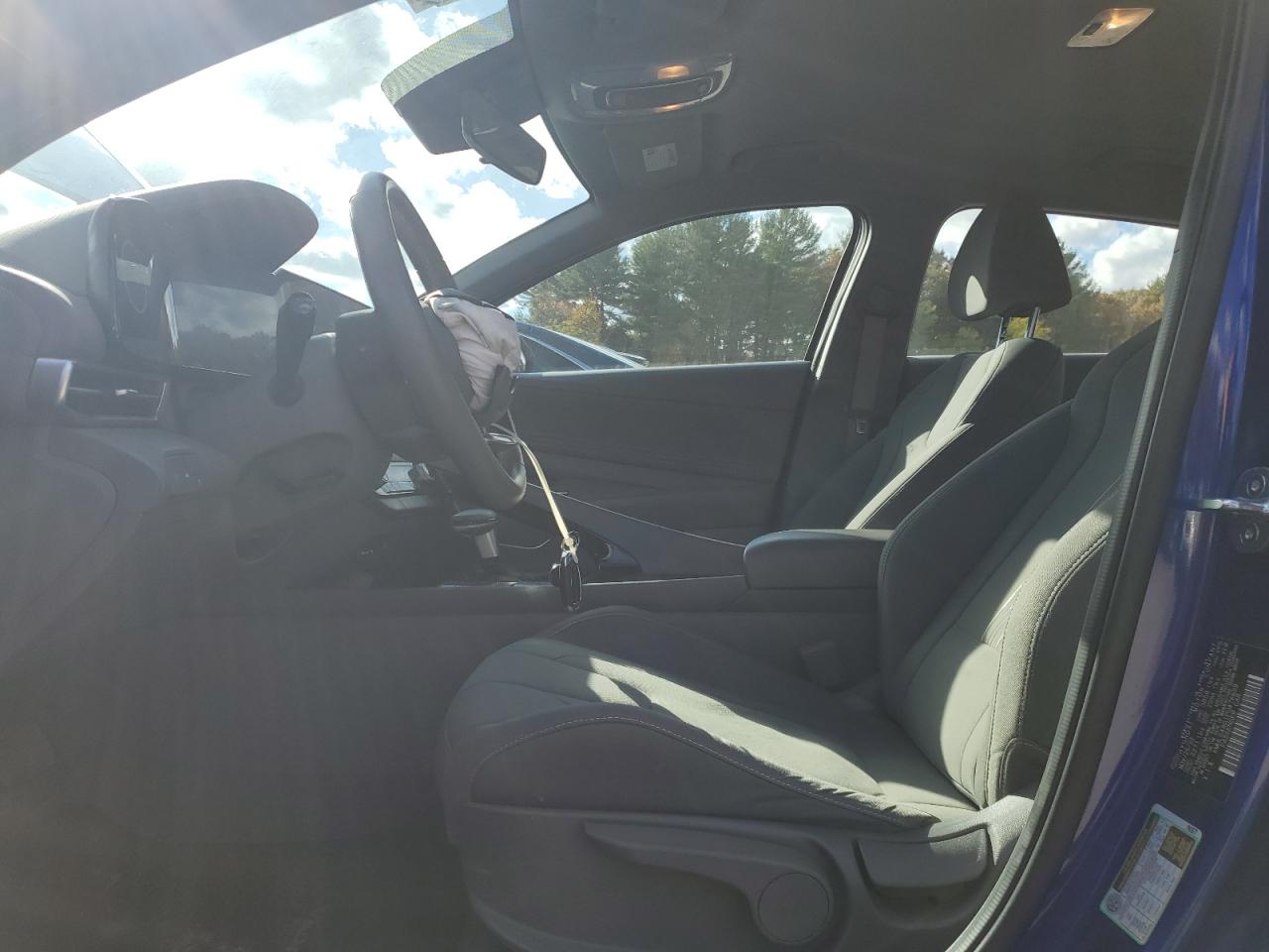 2023 HYUNDAI ELANTRA SEL photo 13