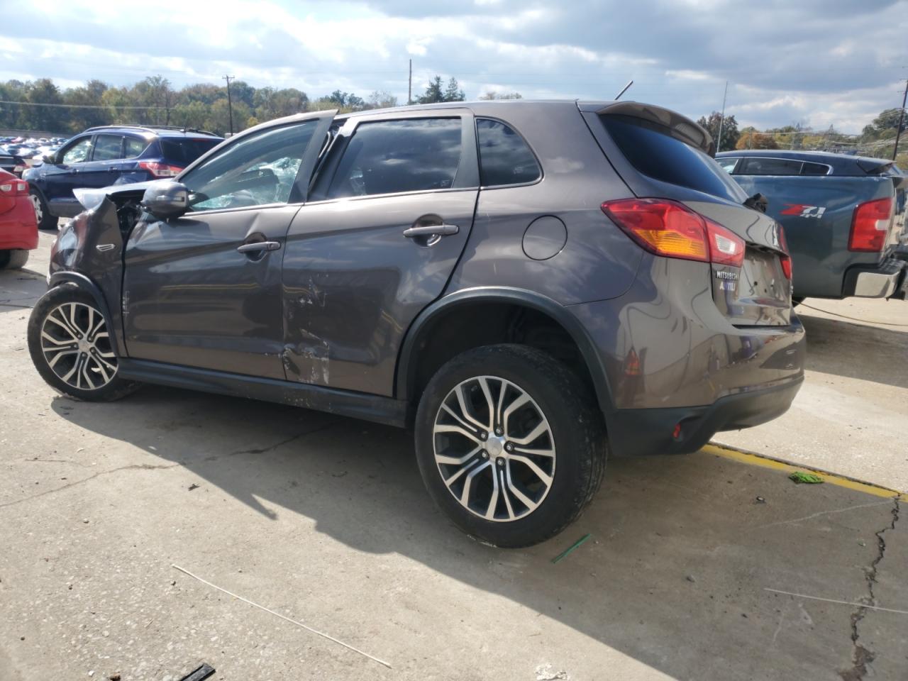 2016 MITSUBISHI OUTLANDER SPORT ES photo 2