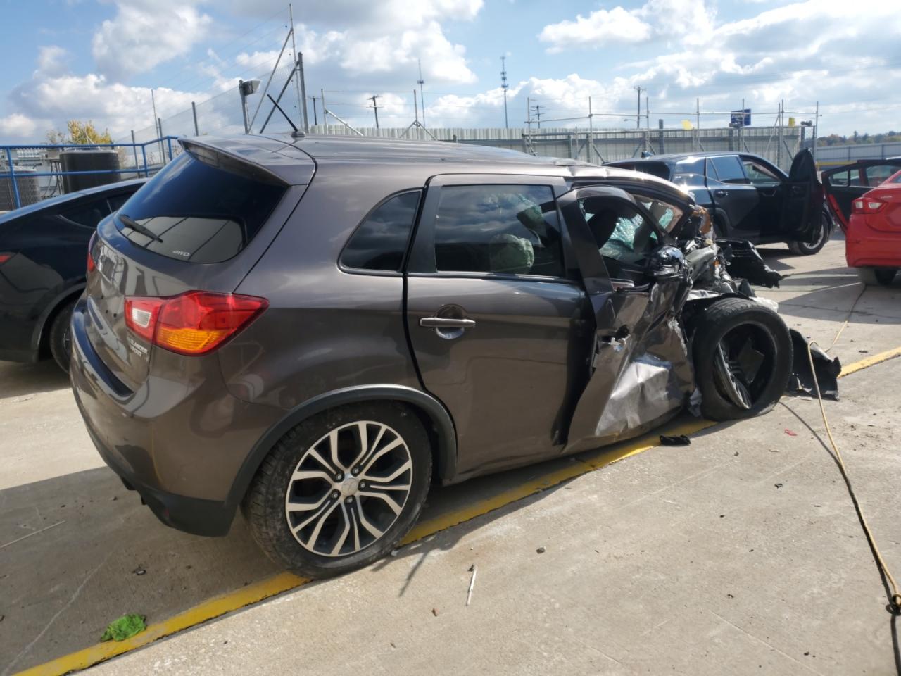 2016 MITSUBISHI OUTLANDER SPORT ES photo 3