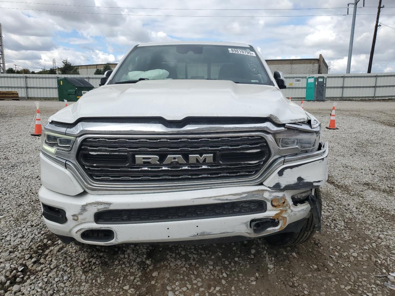 2023 RAM 1500 photo 9