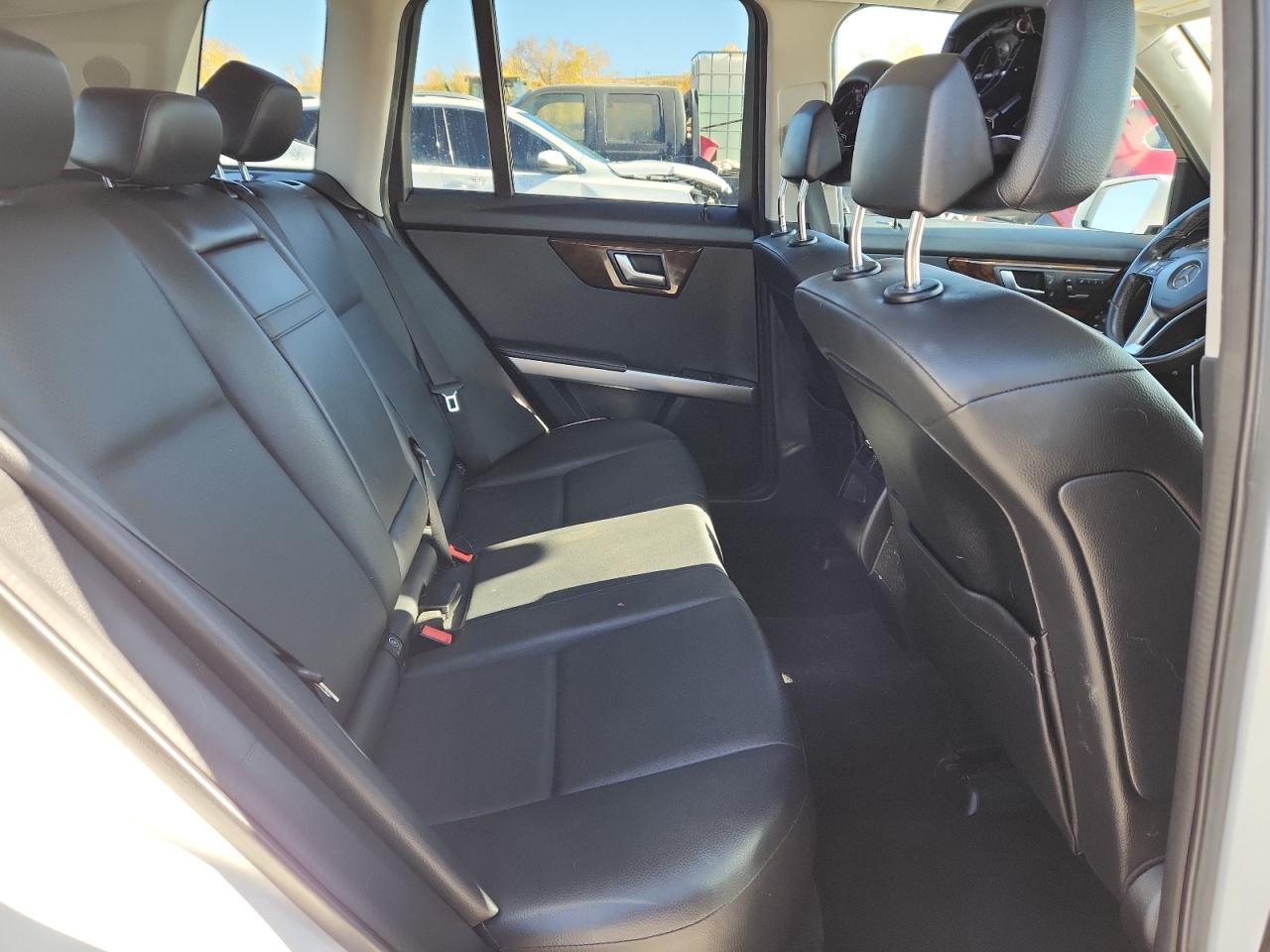 2015 MERCEDES-BENZ GLK 350 photo 21