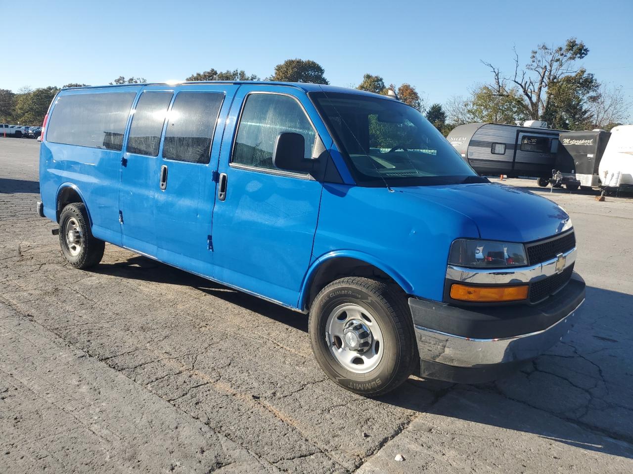 2018 CHEVROLET EXPRESS G3500 LT photo 4