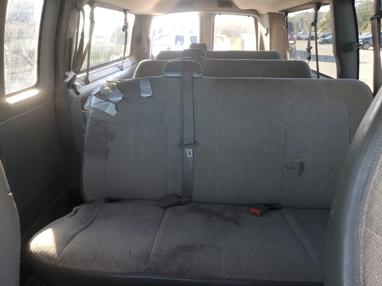 2018 CHEVROLET EXPRESS G3500 LT photo 10
