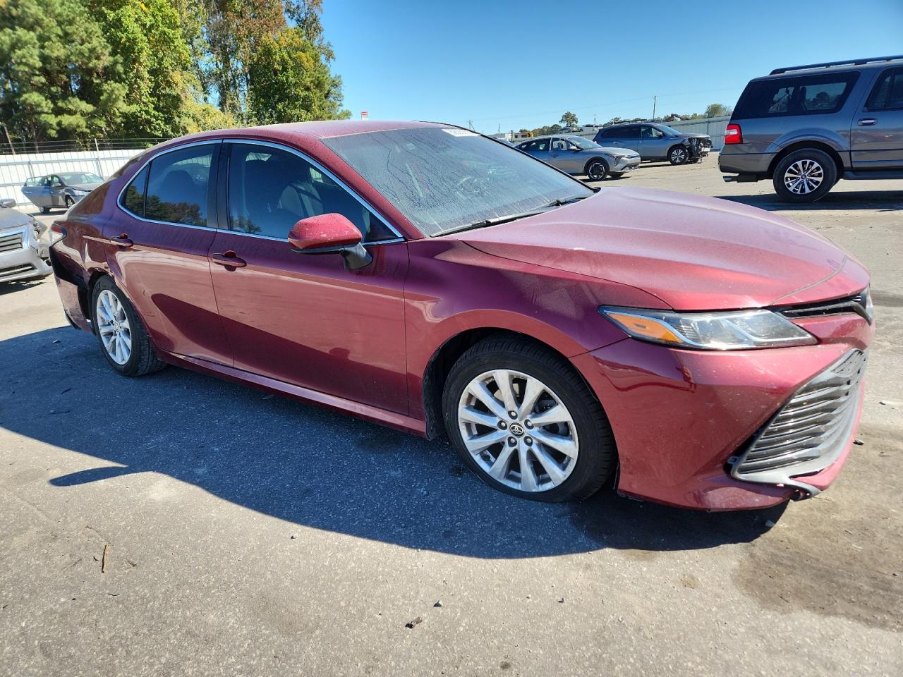2020 TOYOTA CAMRY LE photo 4