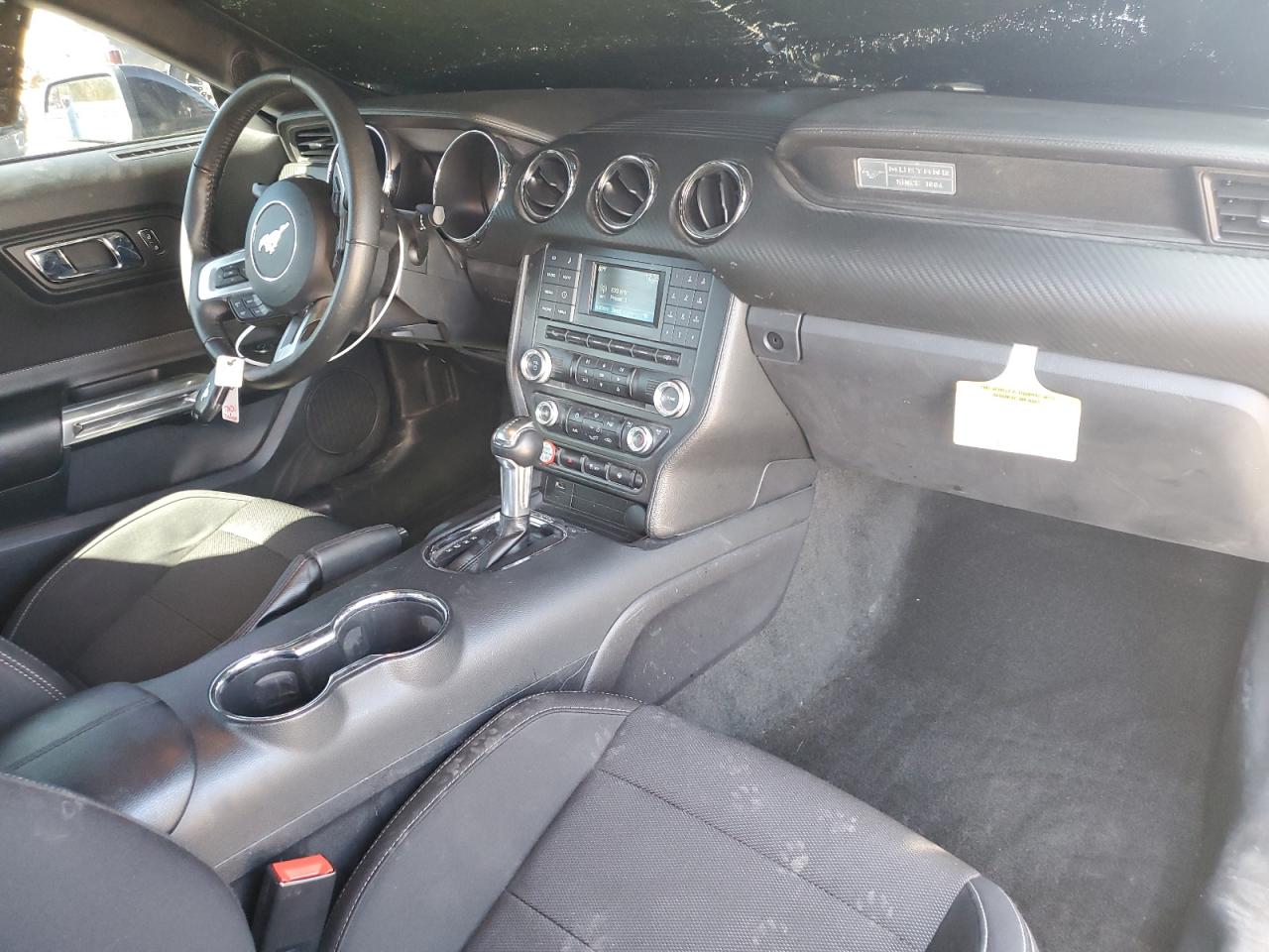 2015 FORD MUSTANG photo 8