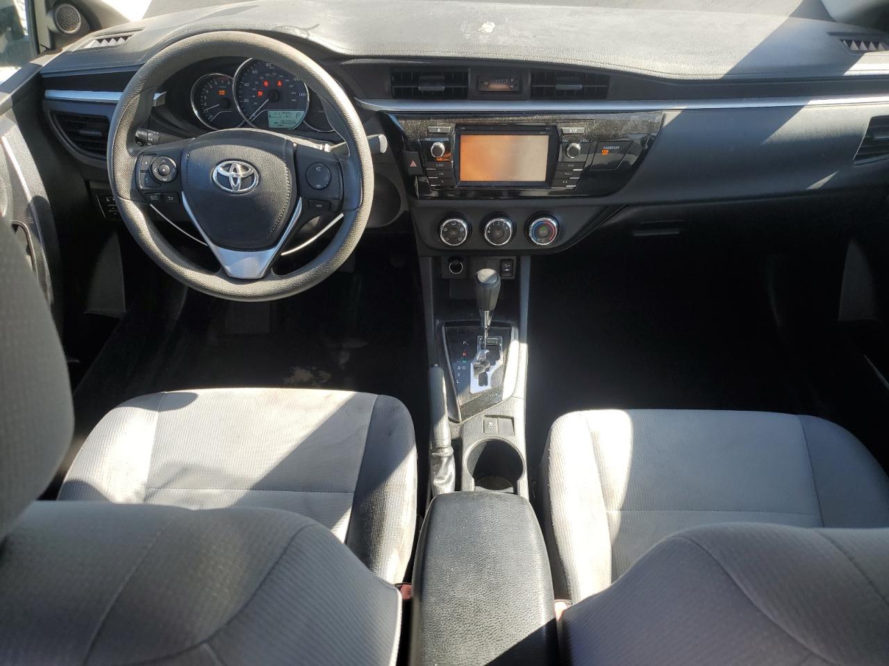 2016 TOYOTA COROLLA L photo 15