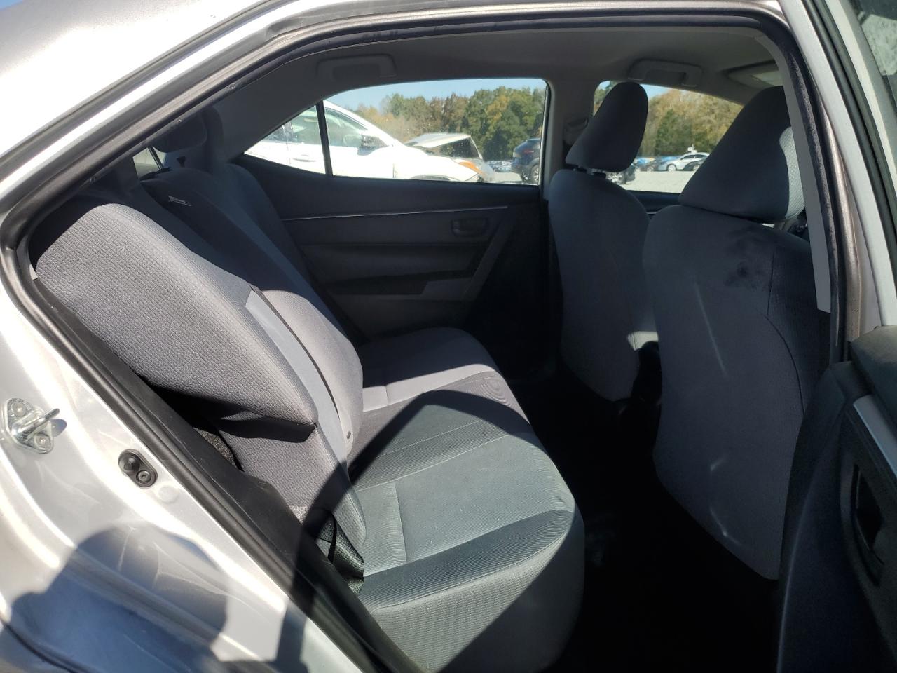 2016 TOYOTA COROLLA L photo 19