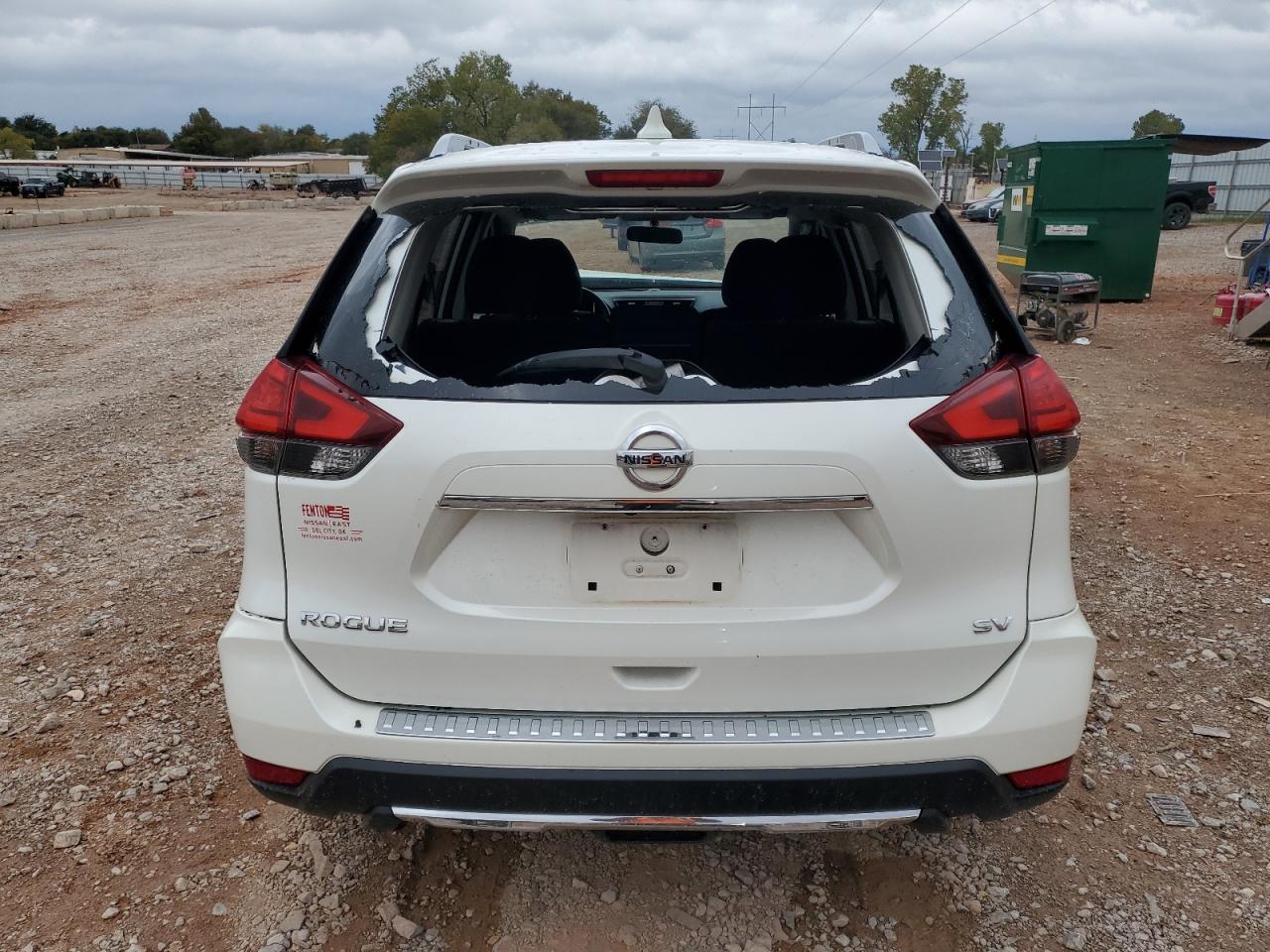 2017 NISSAN ROGUE S photo 16