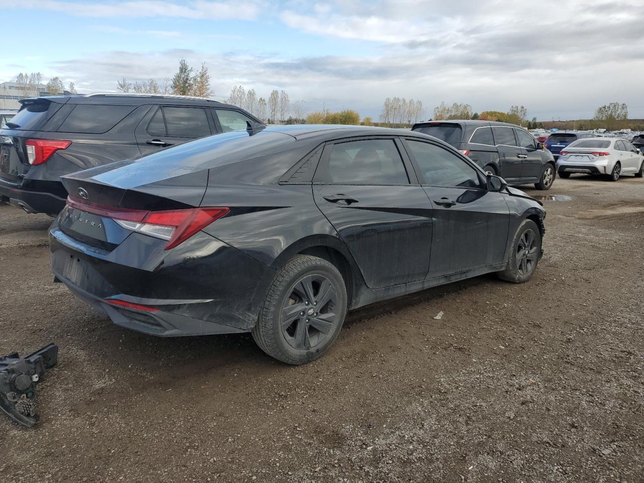 2023 HYUNDAI ELANTRA SEL photo 5