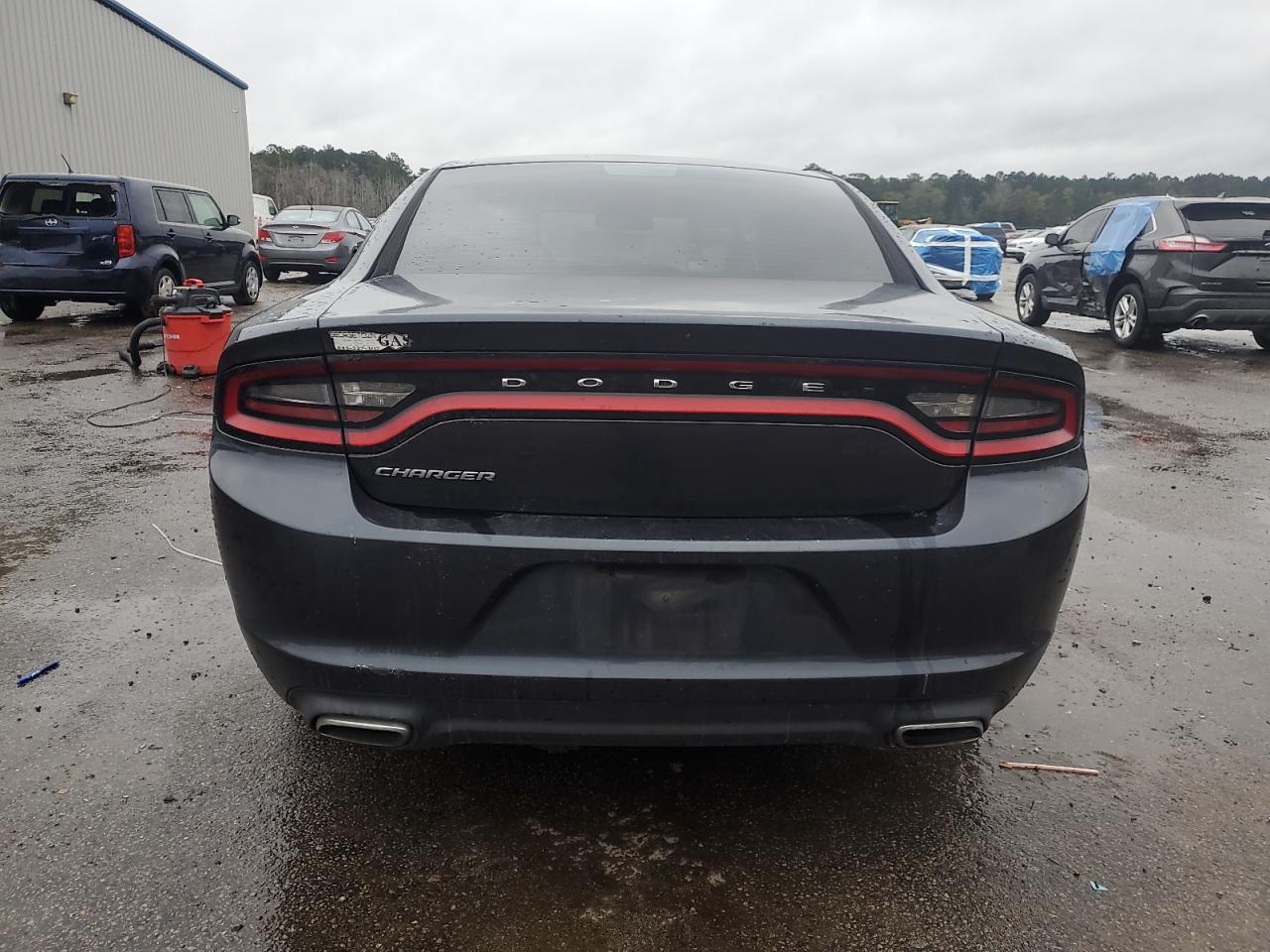 2017 DODGE CHARGER SE photo 11