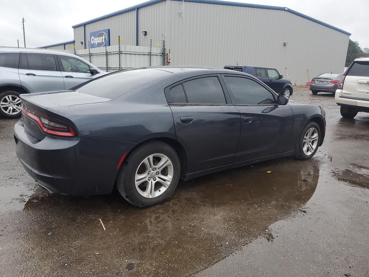 2017 DODGE CHARGER SE photo 5