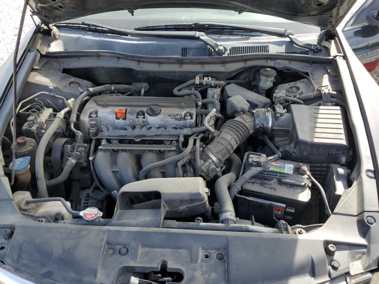 2010 HONDA ACCORD LXP photo 21