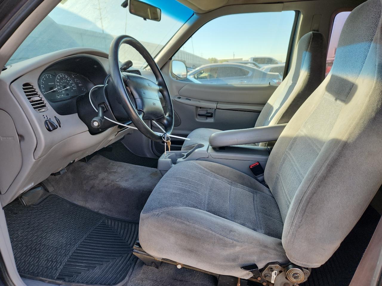 2000 FORD EXPLORER SPORT photo 7
