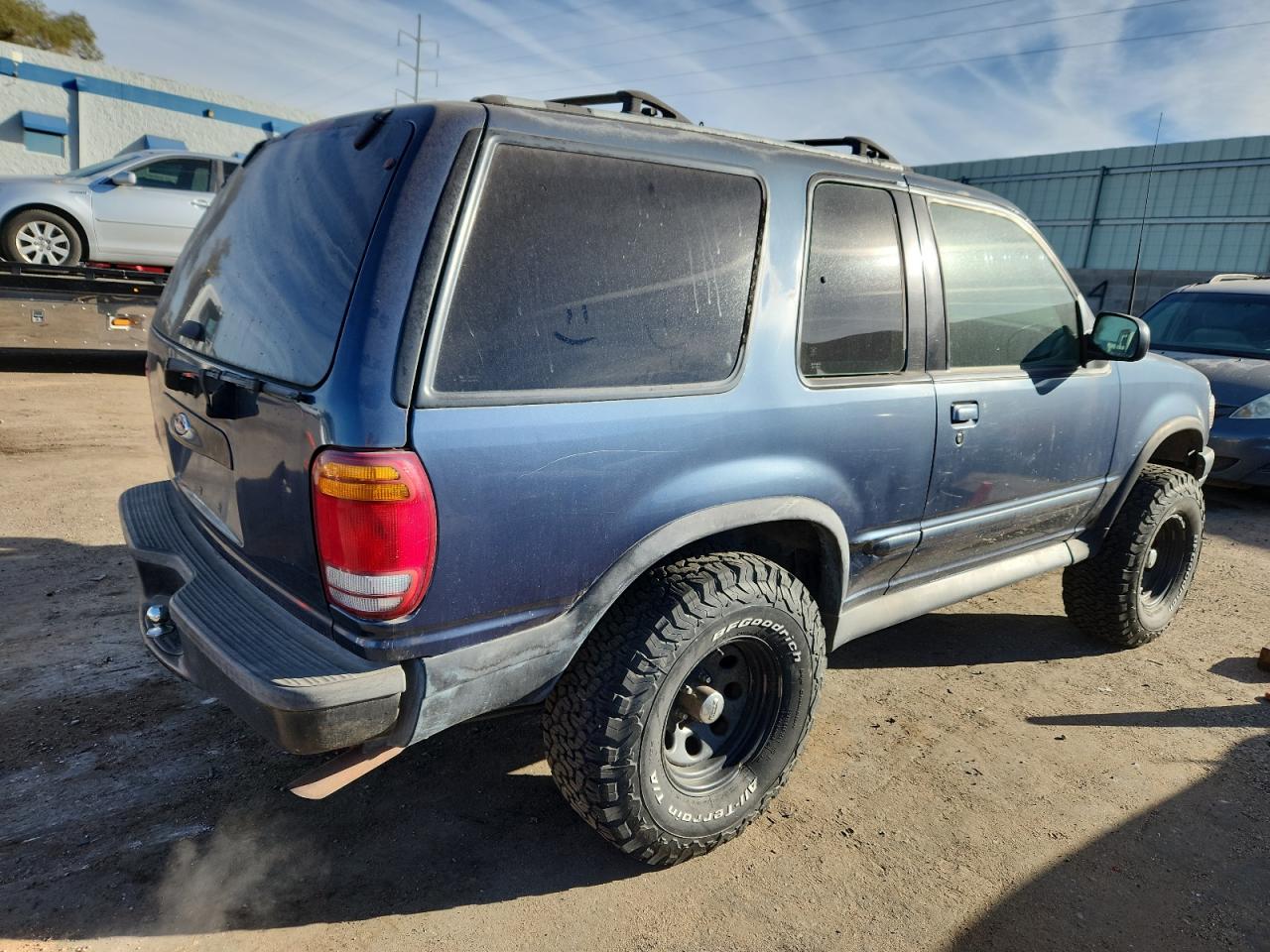 2000 FORD EXPLORER SPORT photo 3