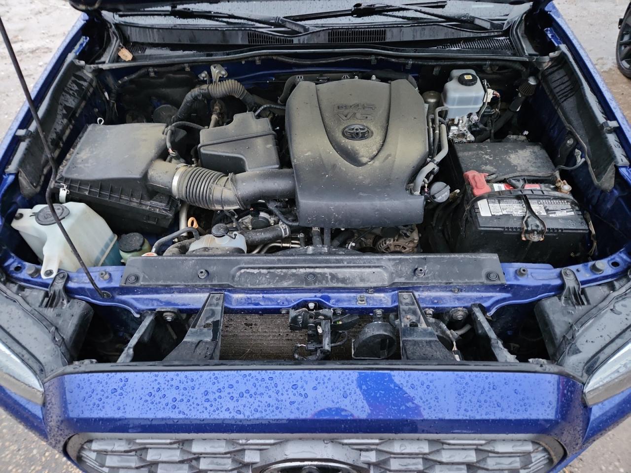 2022 TOYOTA TACOMA TRD OFF-ROAD photo 11