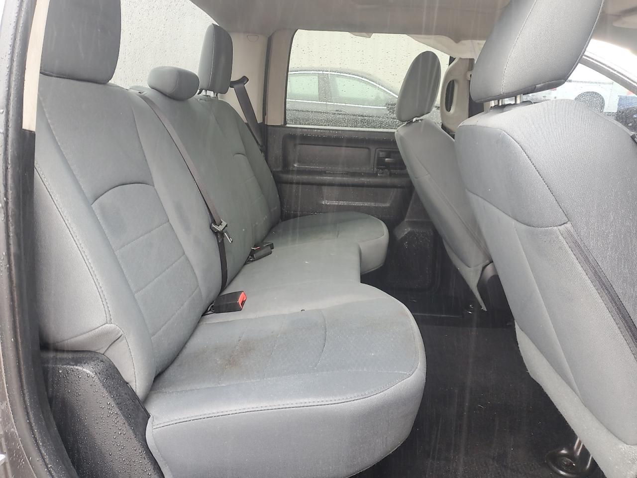 2016 RAM 1500 SLT photo 10