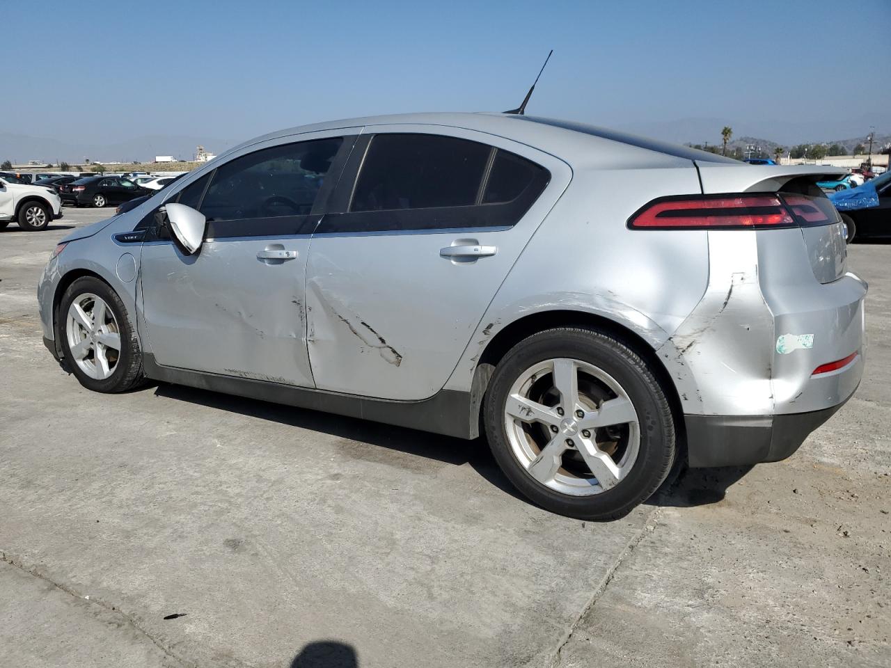 2014 CHEVROLET VOLT photo 4