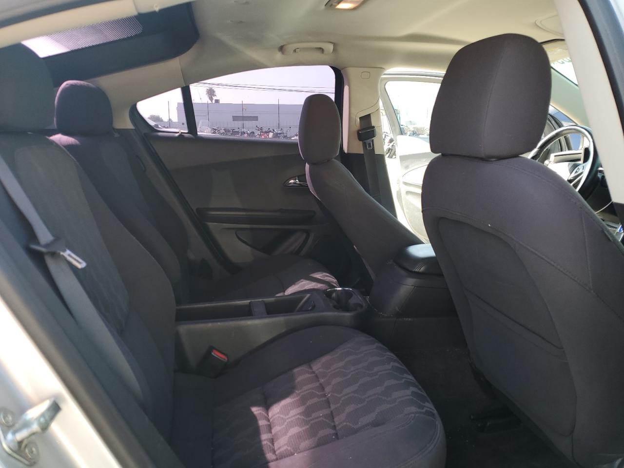 2014 CHEVROLET VOLT photo 28
