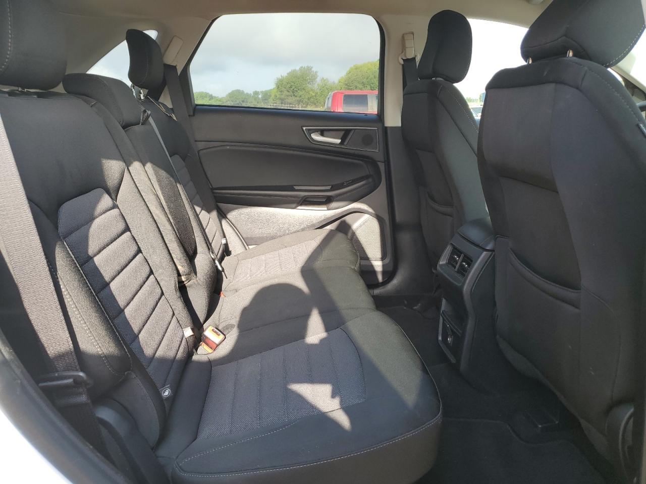 2020 FORD EDGE SE photo 11