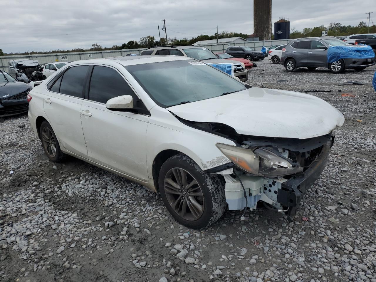 2017 TOYOTA CAMRY LE photo 10