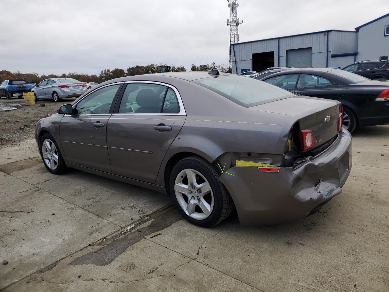 2012 CHEVROLET MALIBU LS photo 2