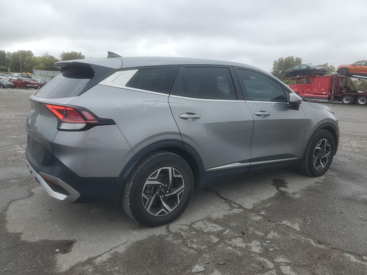 2023 KIA SPORTAGE LX photo 3