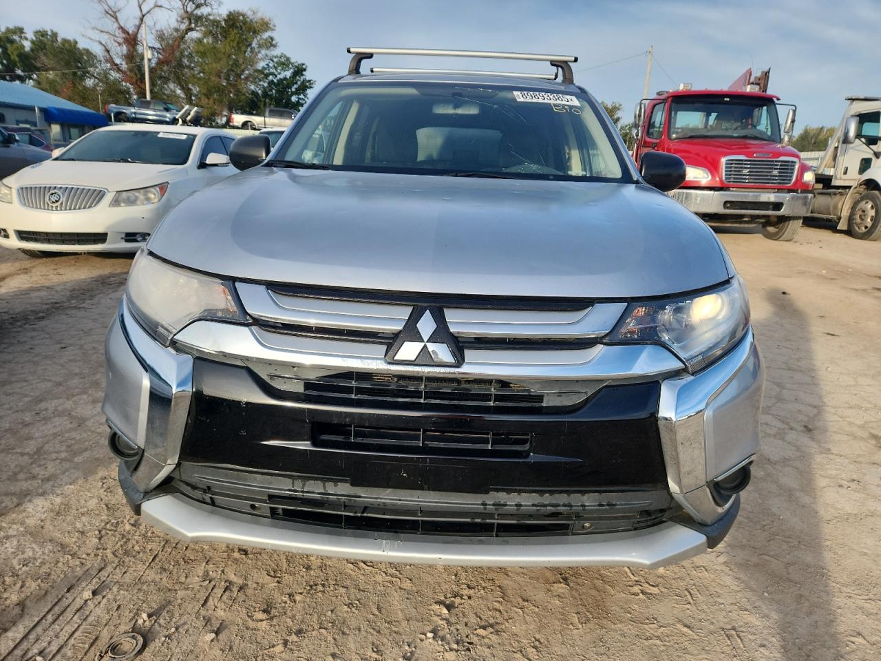 2016 MITSUBISHI OUTLANDER ES photo 9