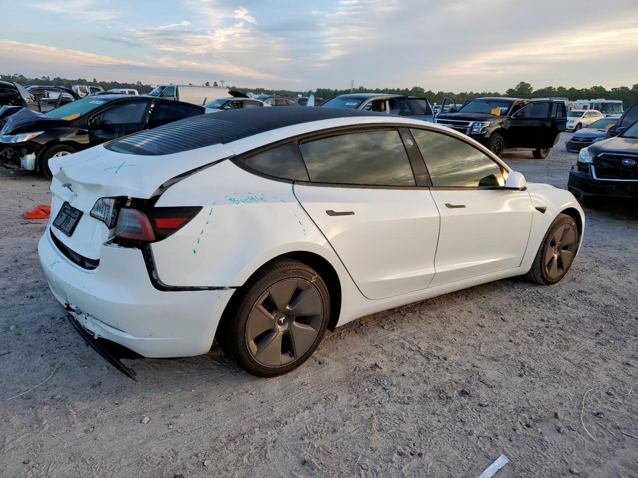 2023 TESLA MODEL 3 photo 3