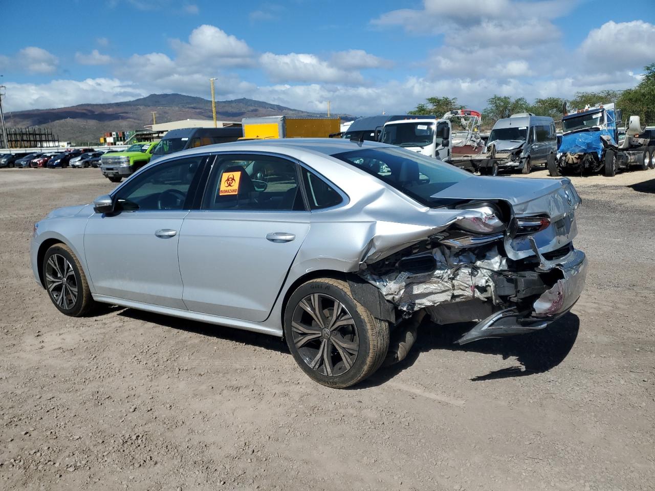 2021 VOLKSWAGEN PASSAT SE photo 2