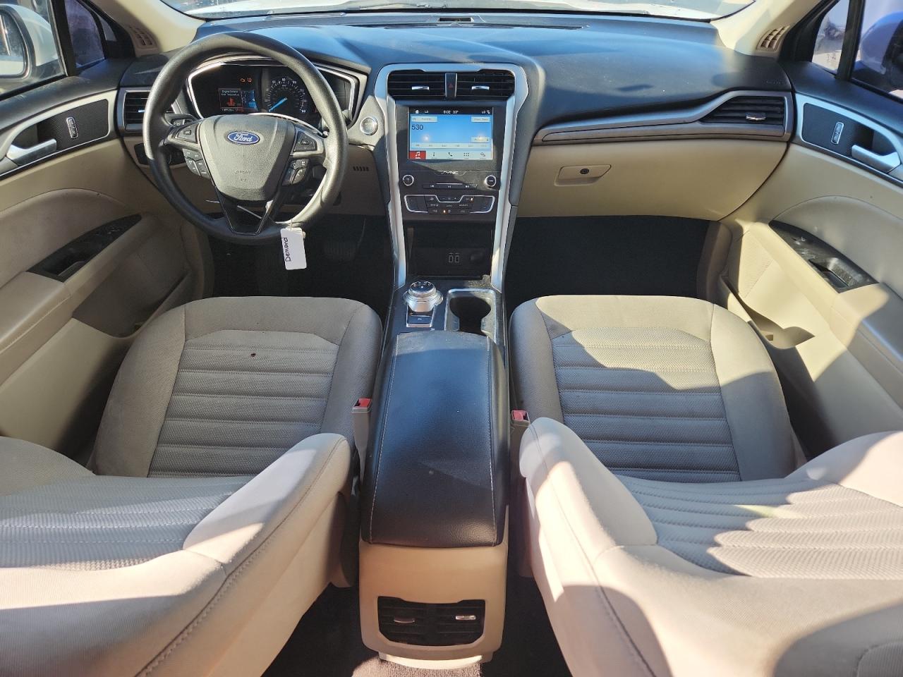 2019 FORD FUSION SE photo 22
