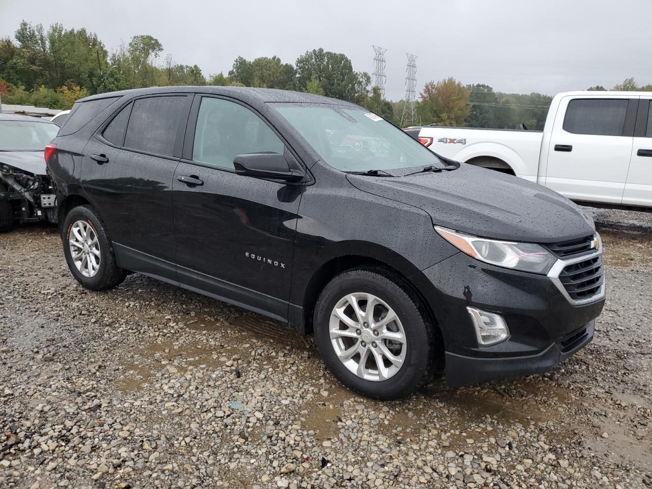 2020 CHEVROLET EQUINOX LS photo 4