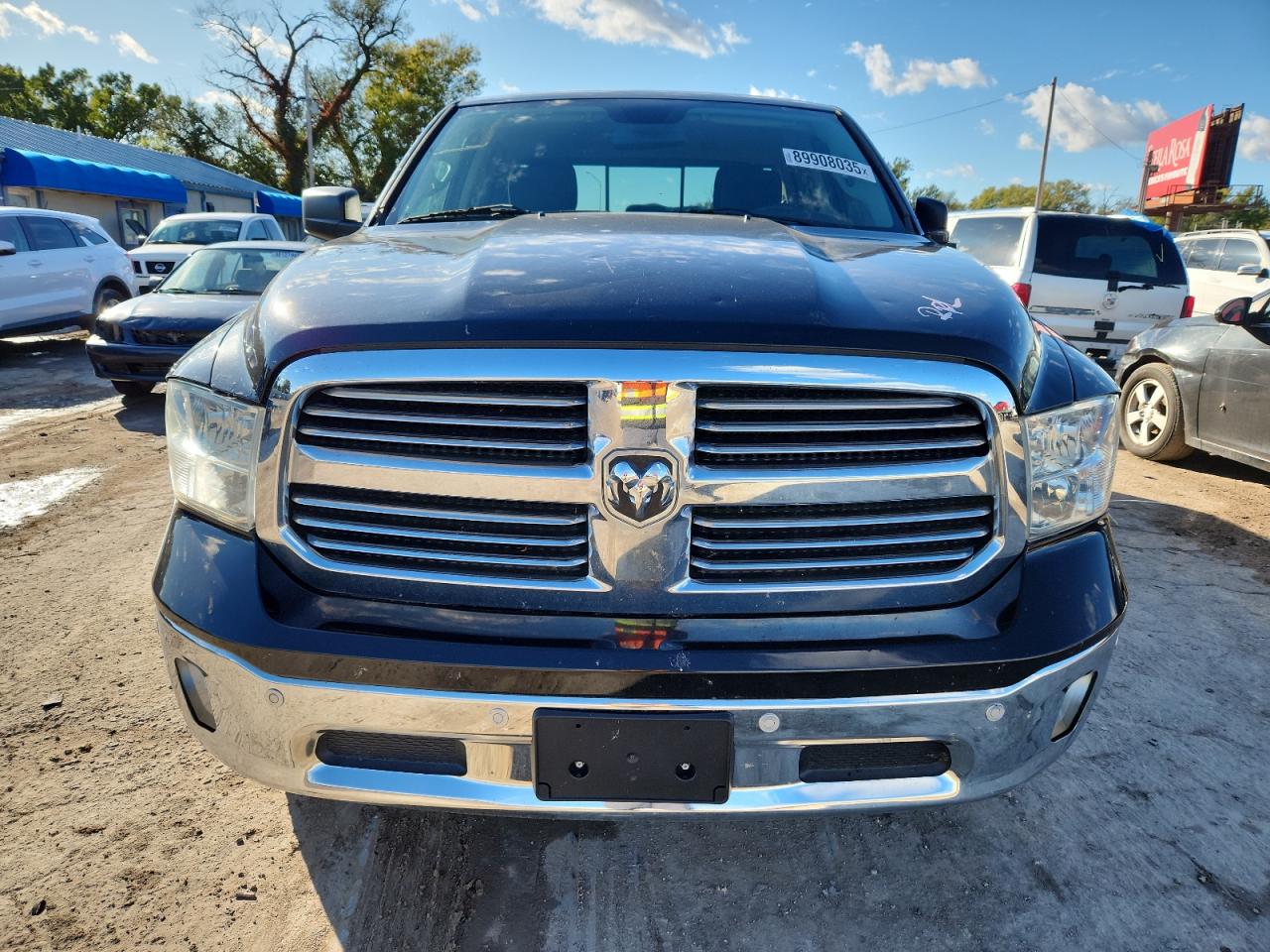 2014 RAM 1500 SLT photo 5