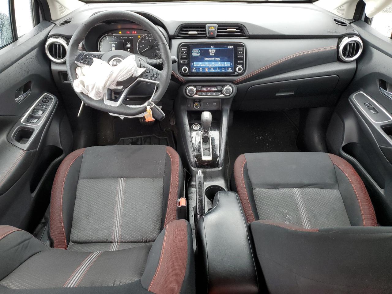 2024 NISSAN VERSA SR photo 8