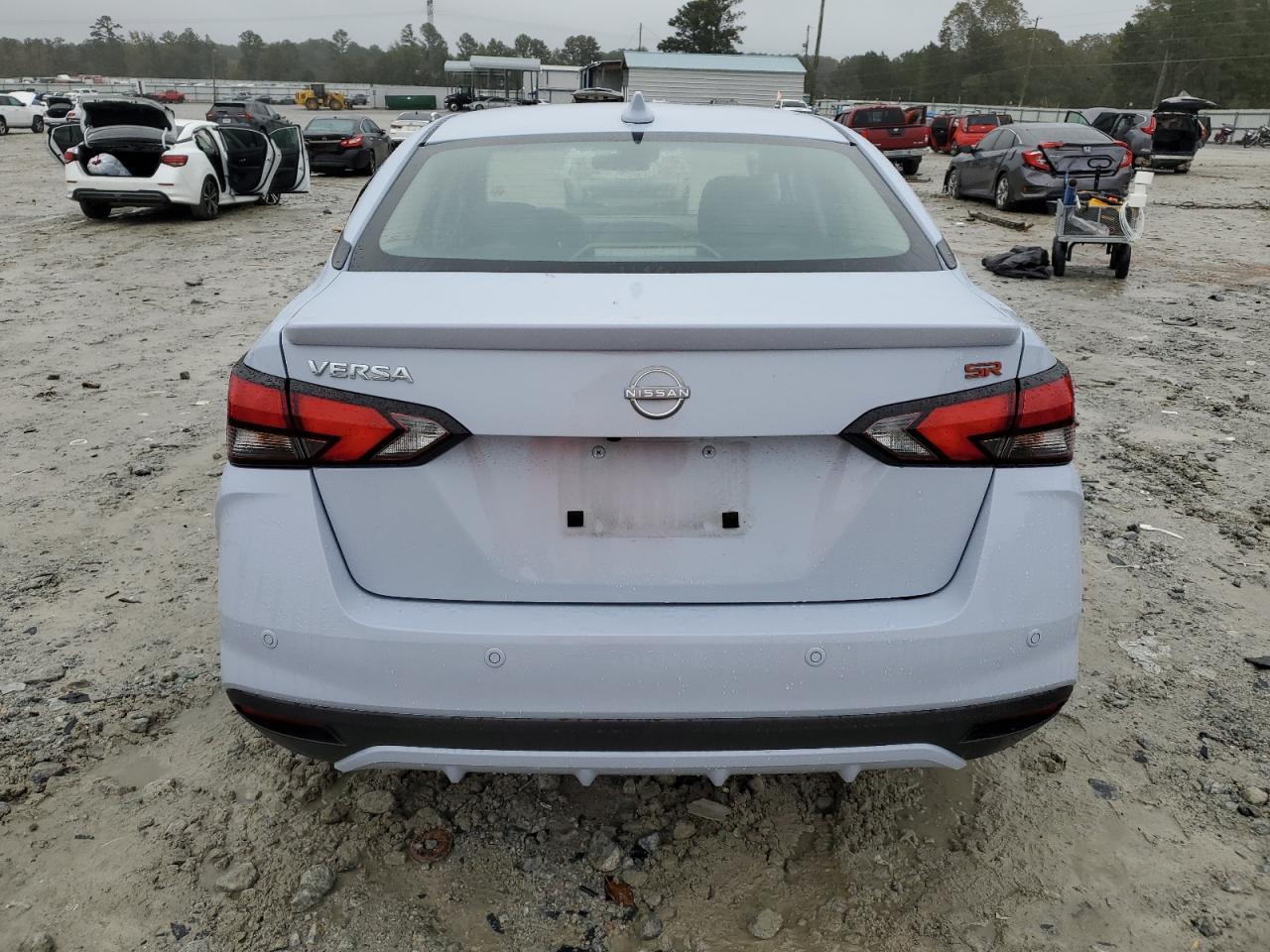 2024 NISSAN VERSA SR photo 6