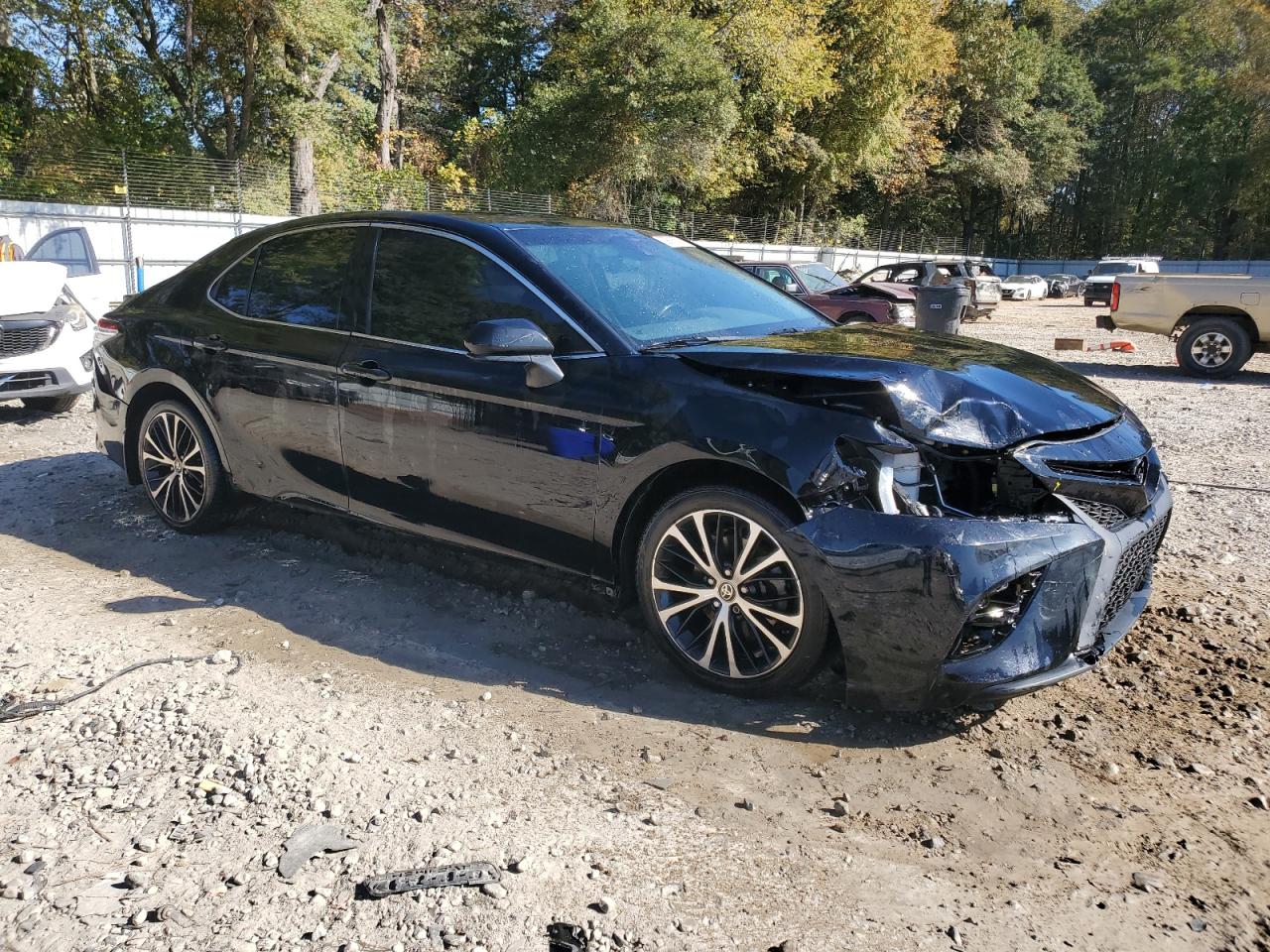 2020 TOYOTA CAMRY SE photo 7