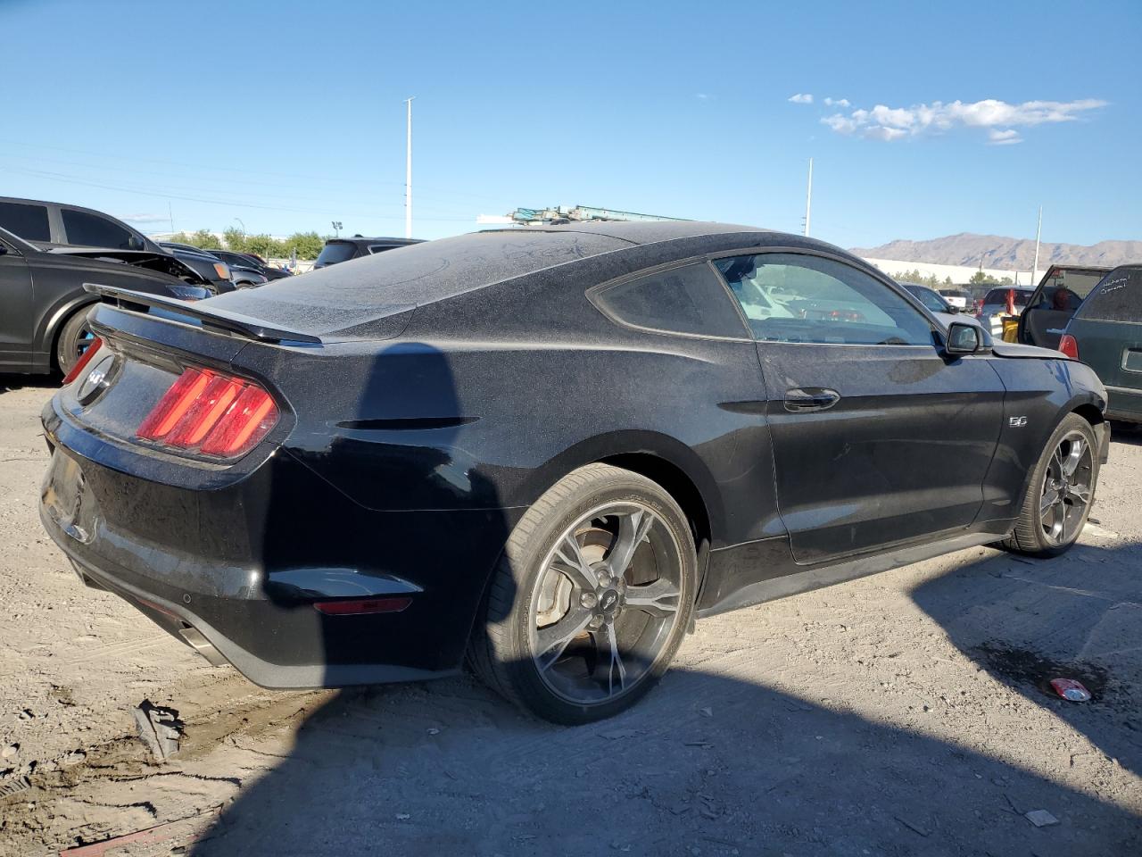 2017 FORD MUSTANG GT photo 5