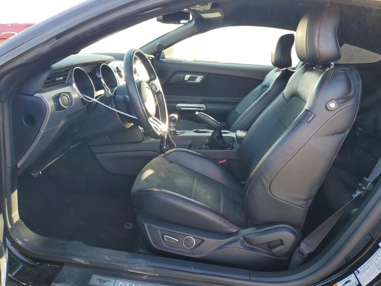 2017 FORD MUSTANG GT photo 13
