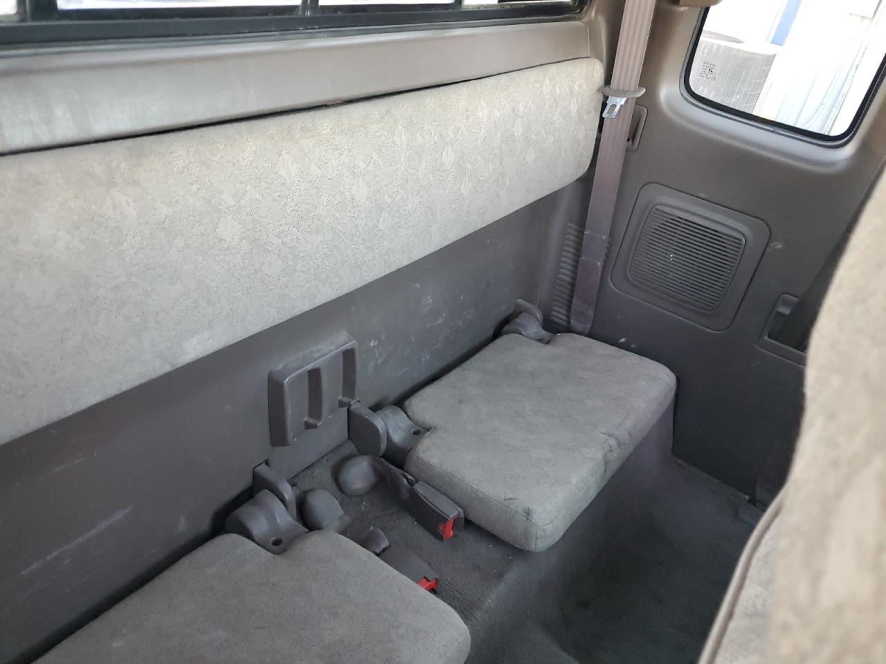 2000 TOYOTA TACOMA V6 photo 19