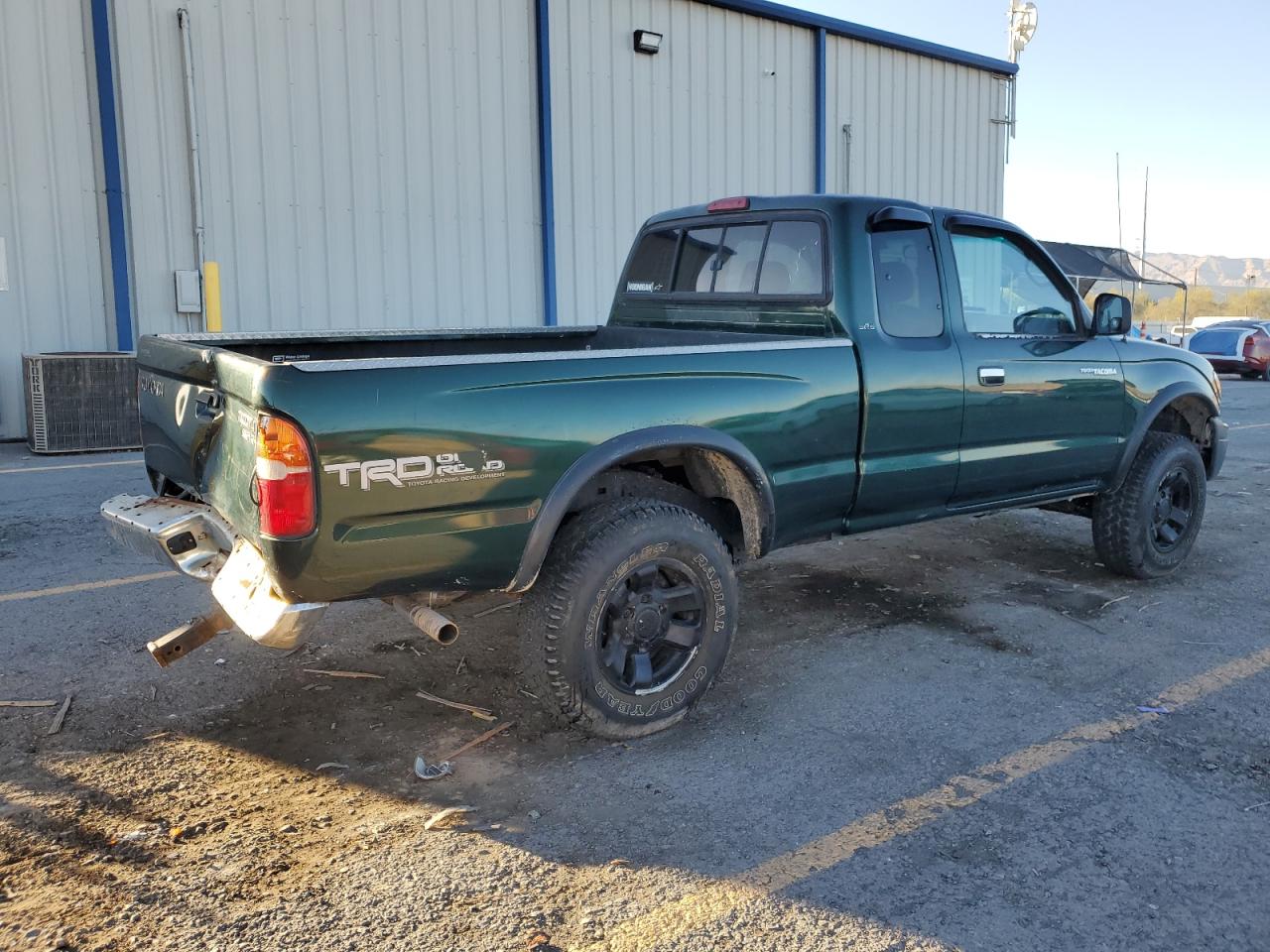2000 TOYOTA TACOMA V6 photo 5