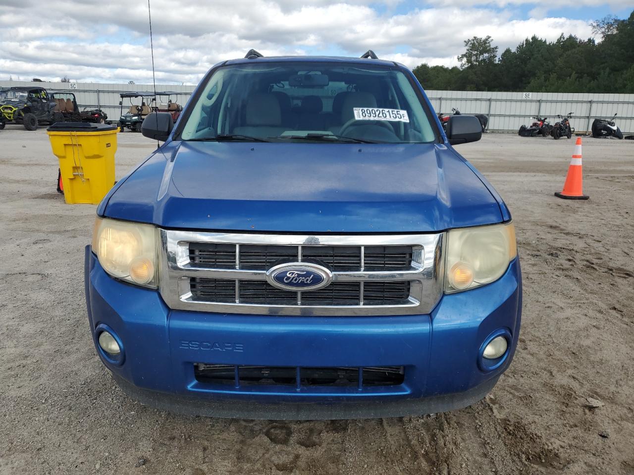 2011 FORD ESCAPE XLT photo 5