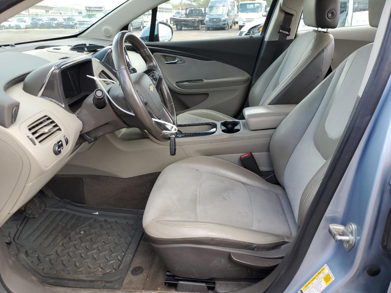 2013 CHEVROLET VOLT photo 13