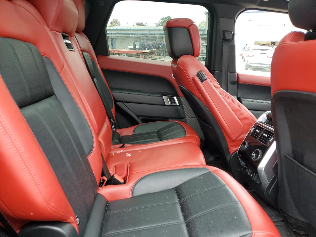 2018 LAND ROVER RANGE ROVER SPORT HSE DYNAMIC photo 31
