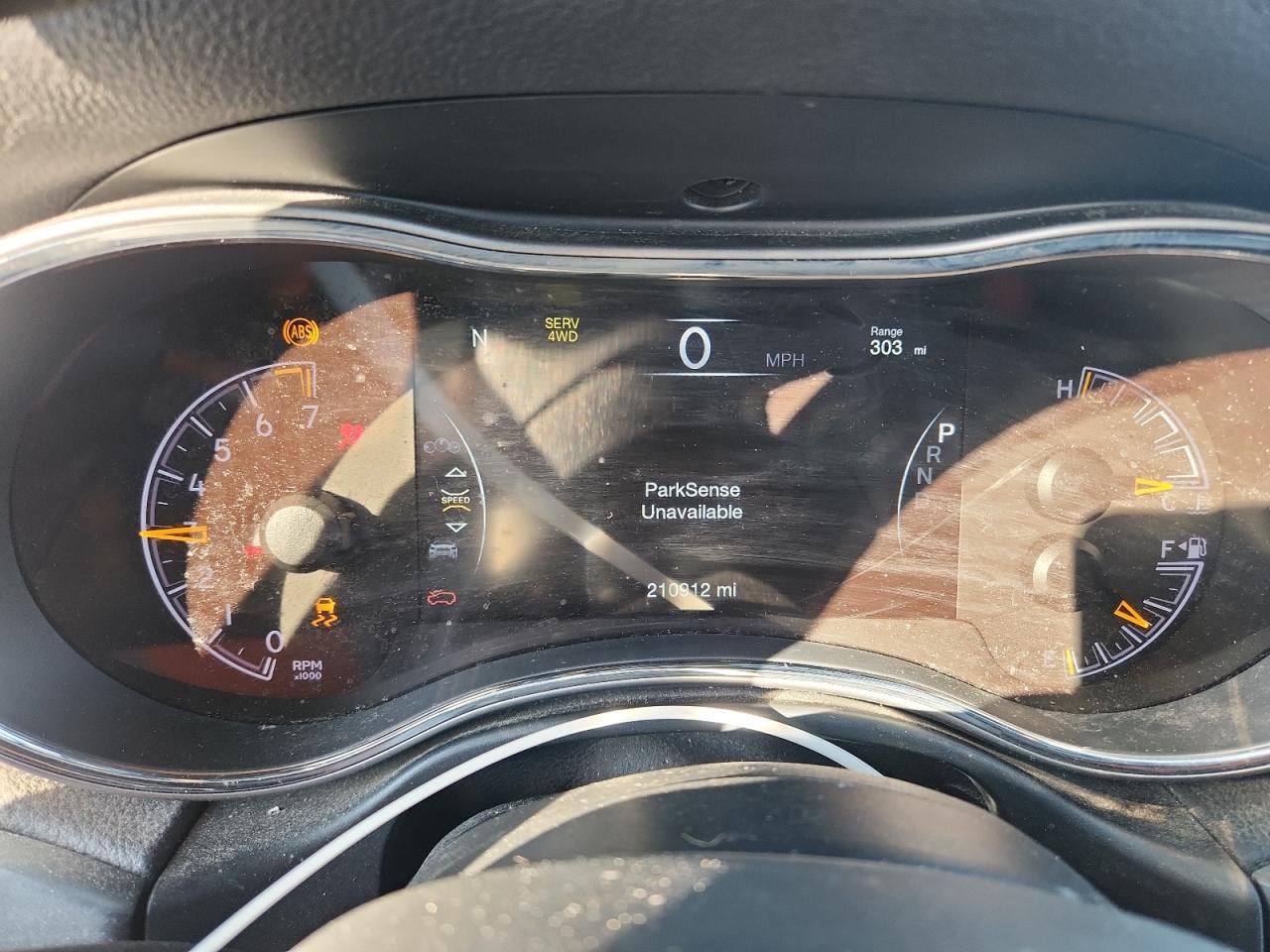 2020 JEEP GRAND CHEROKEE LIMITED photo 9