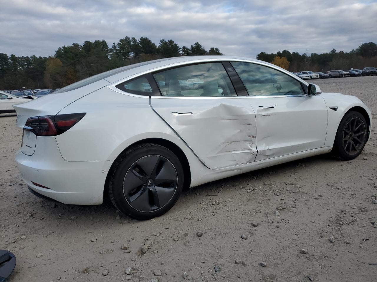 2018 TESLA MODEL 3 photo 7
