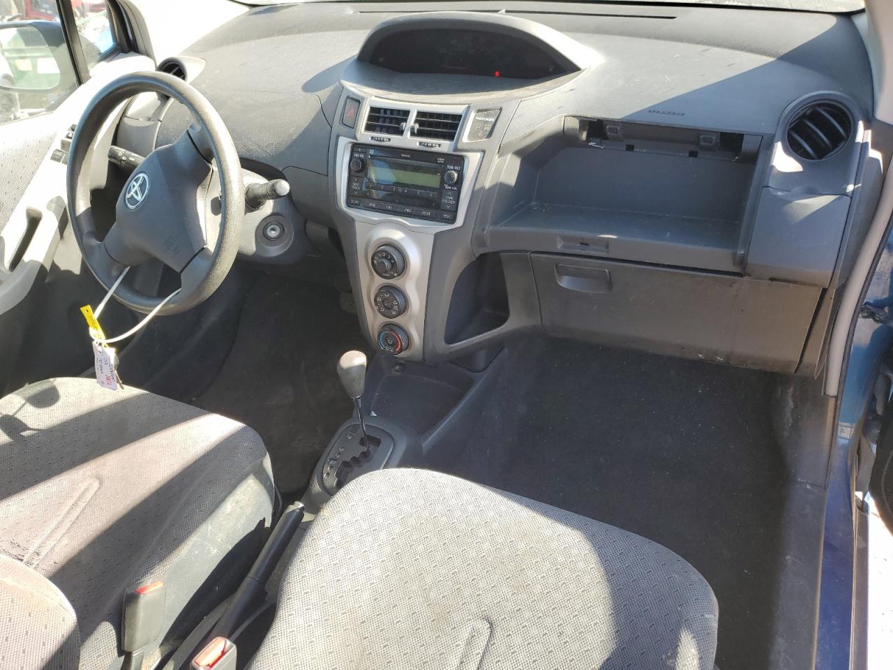 2009 TOYOTA YARIS BASE photo 8