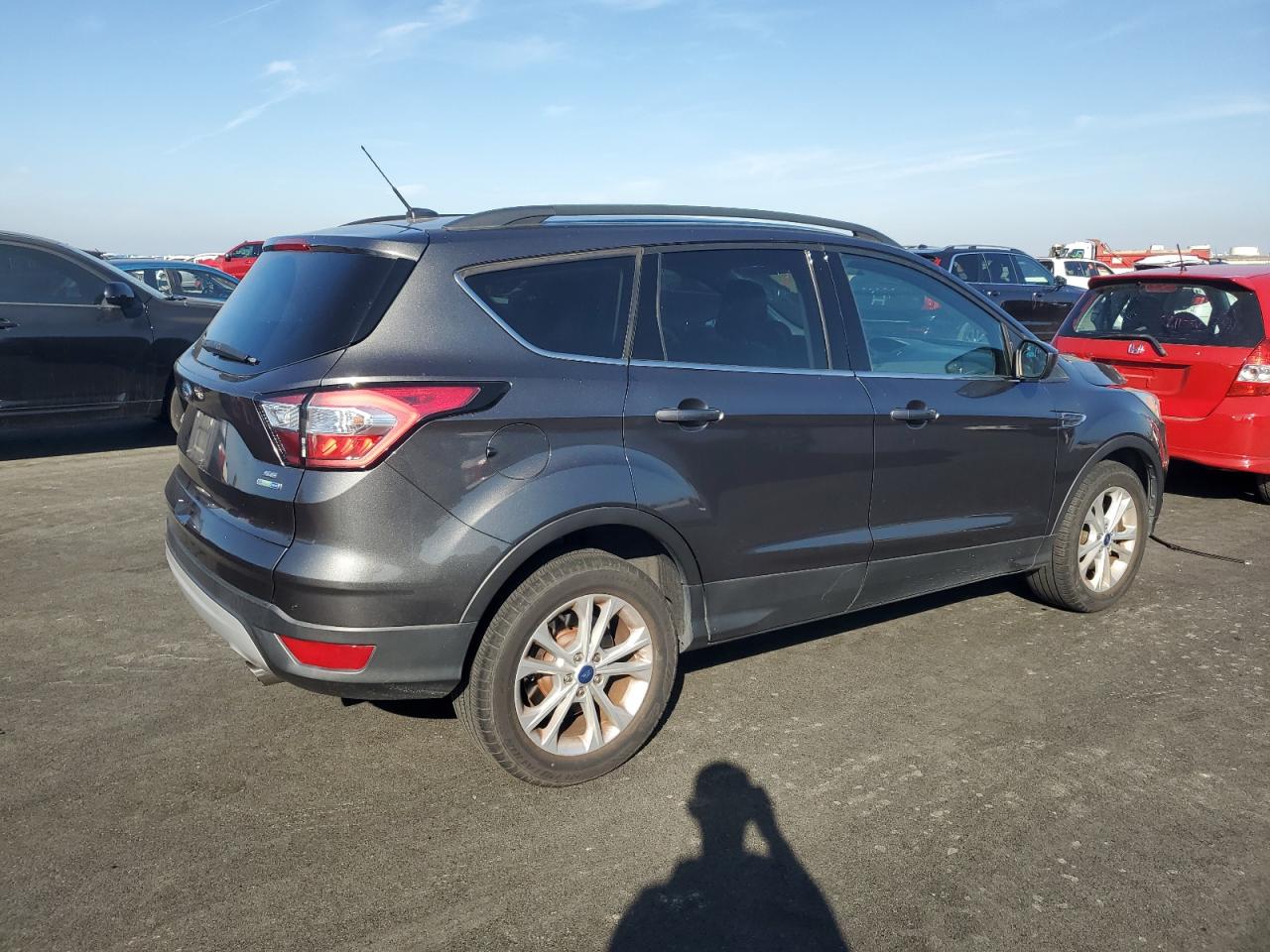 2018 FORD ESCAPE SE photo 3