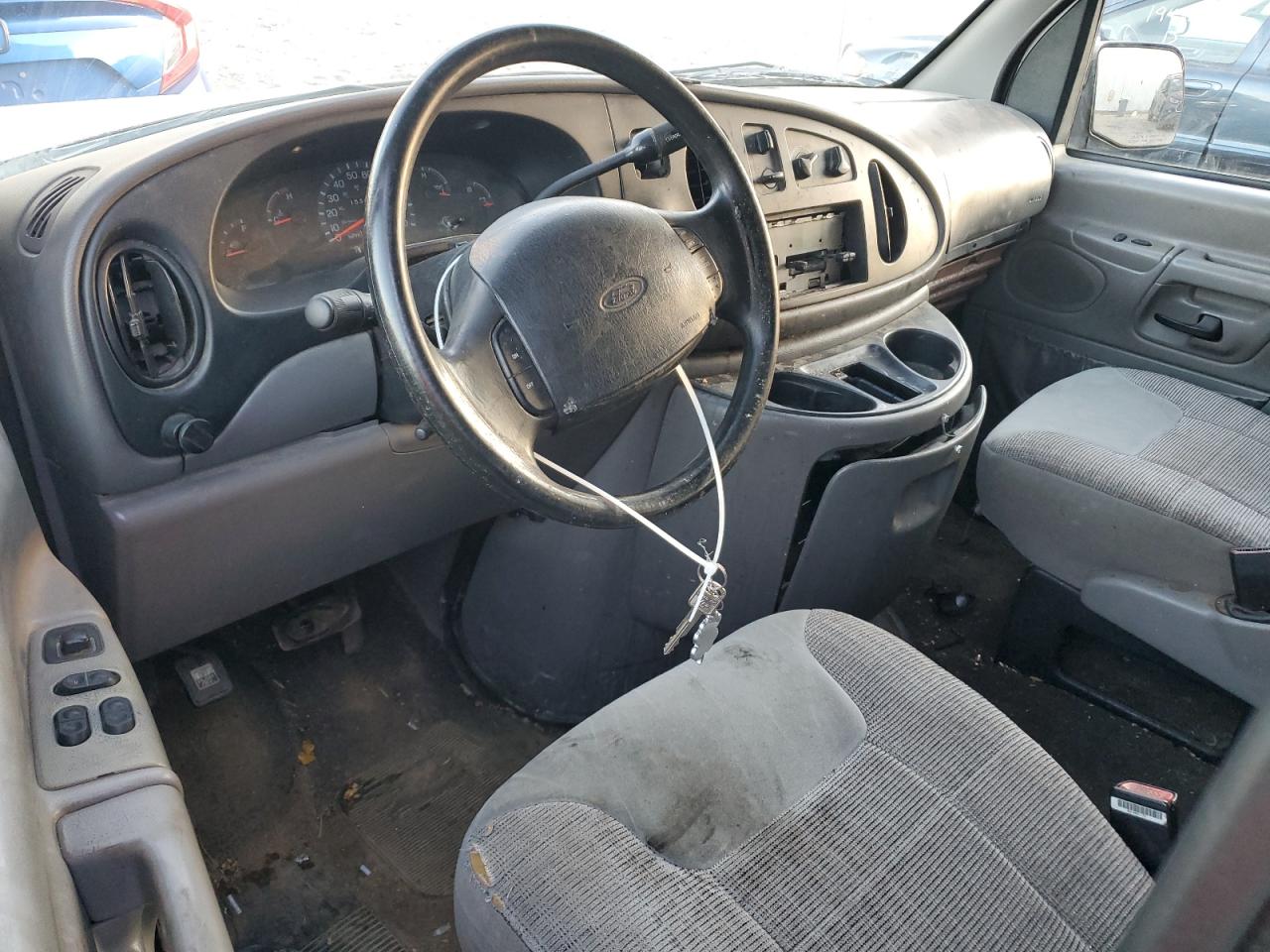 1998 FORD ECONOLINE photo 8